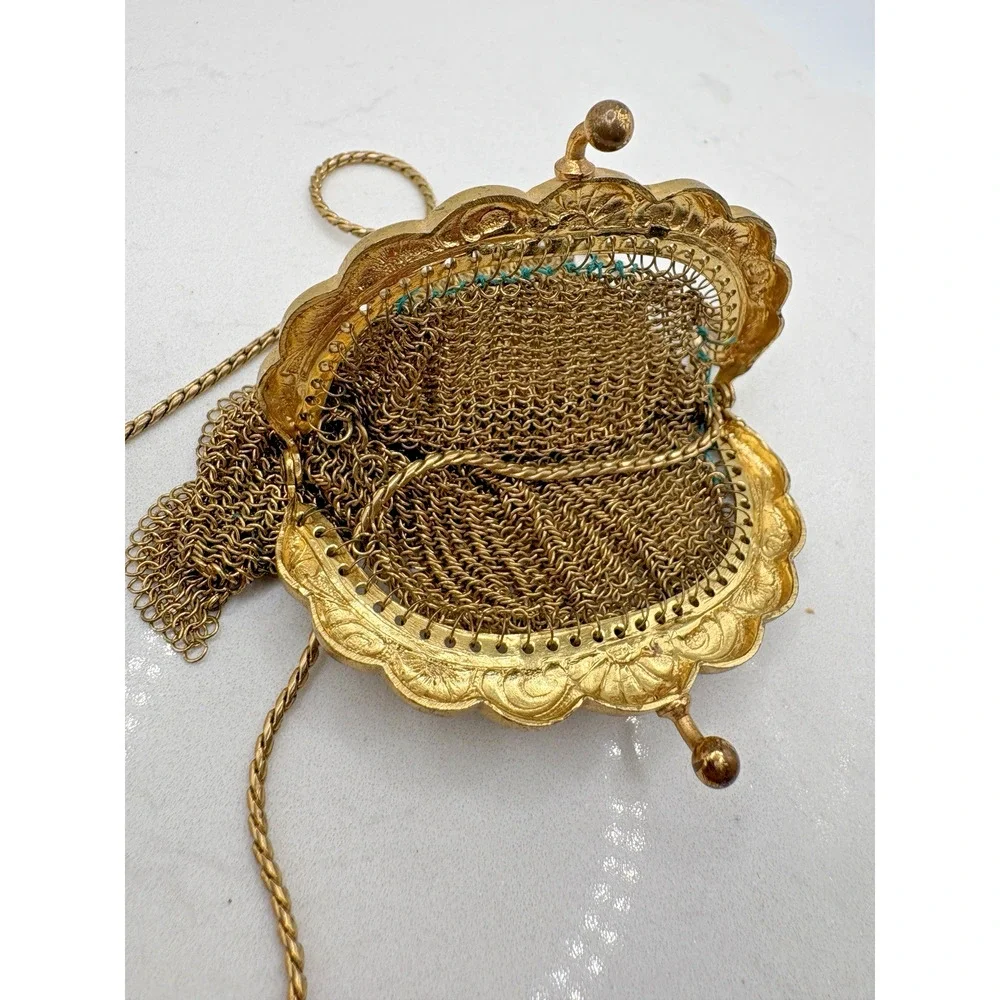 Antique Gilt Chainmail Mesh Coin Purse Evening Bag Vintage Kiss Lock 1940s Gold
